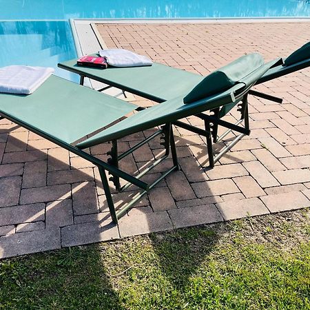 Apartamento Al Cascinale Peschiera Del Garda Exterior foto